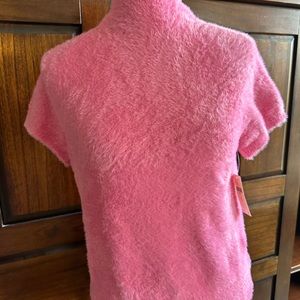 Pink short sleeve sweater with back cut out detail